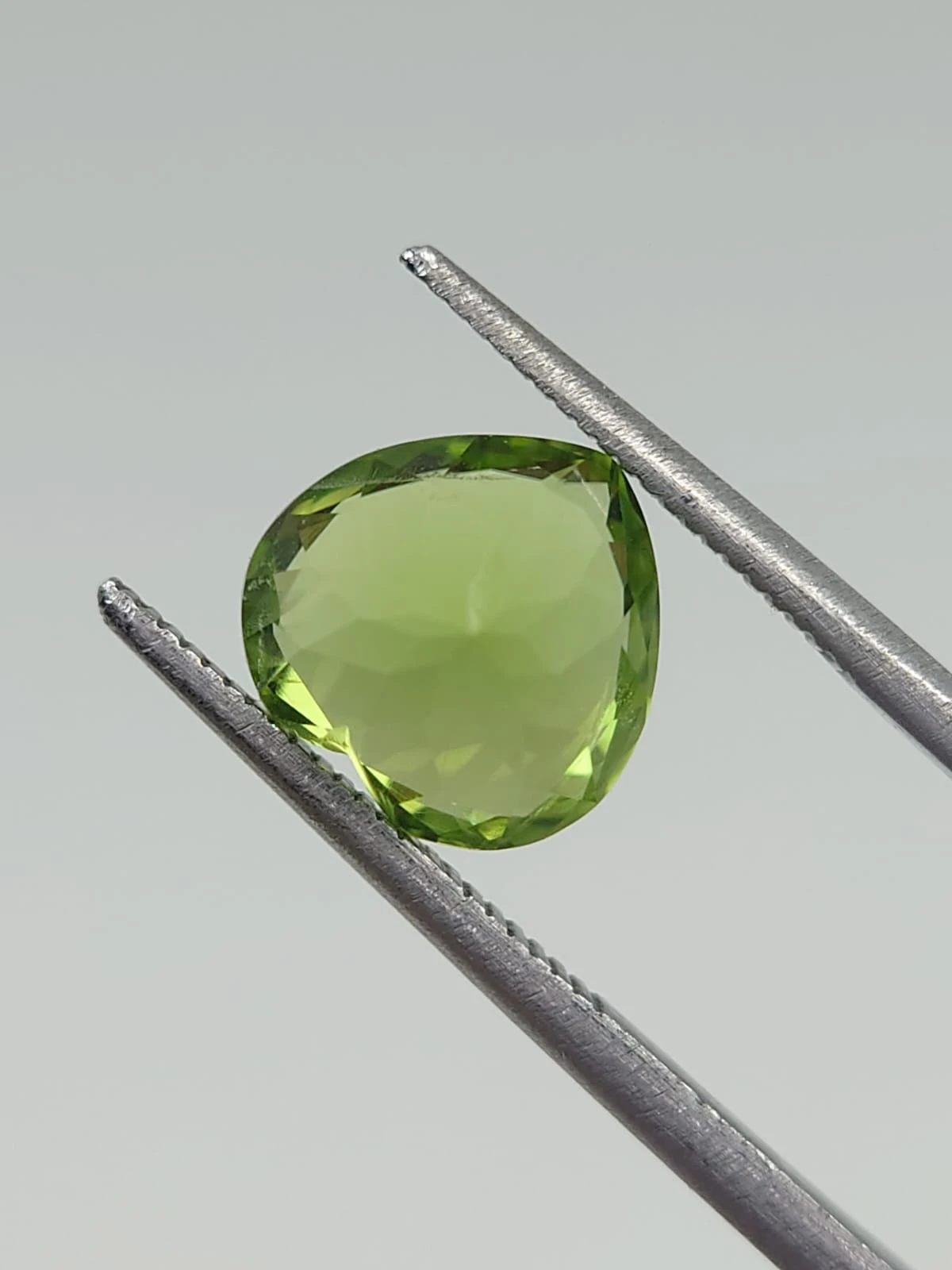 3.09ct Natural Stunning Peridot Heart Cut From Pakistan — view 1